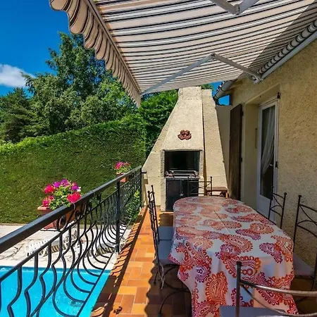 Fantastic Four Bed Family Villa *