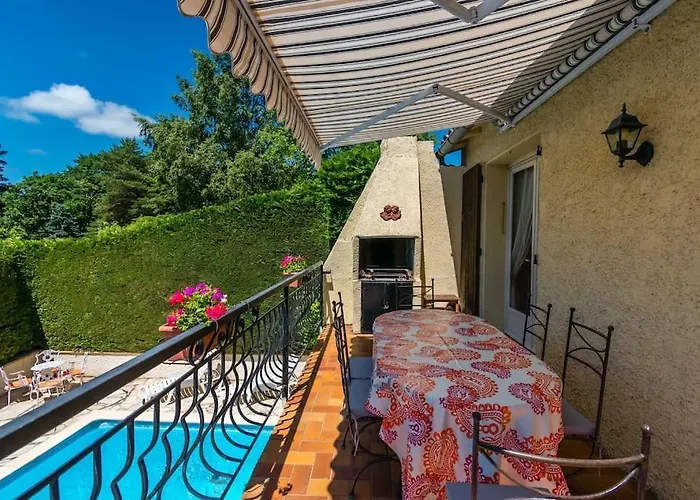 Fantastic Four Bed Family Villa *